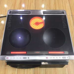 Bếp từ Hitachi